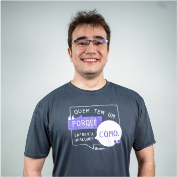 Lucas Elias do Software de Produtividade Hoteleira Hospedin